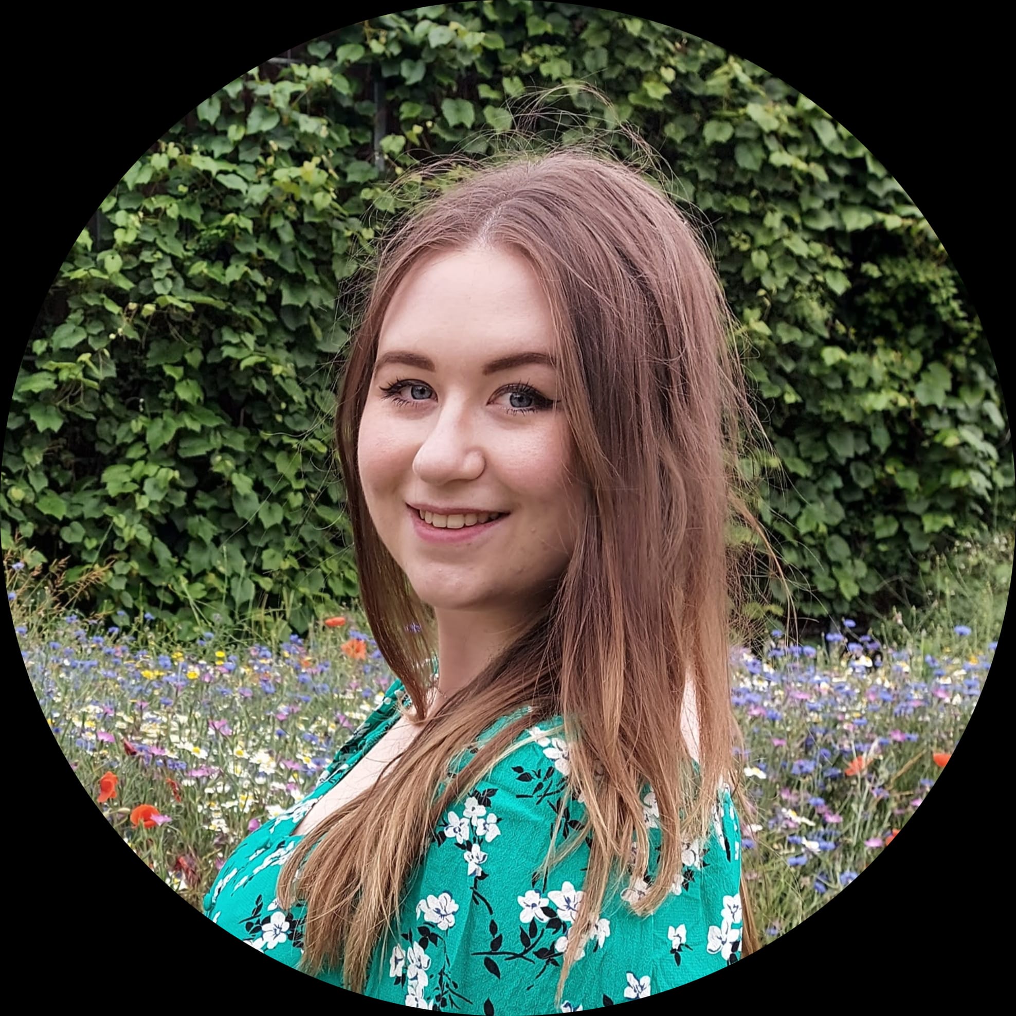 Profile picture of Lara Hebdon